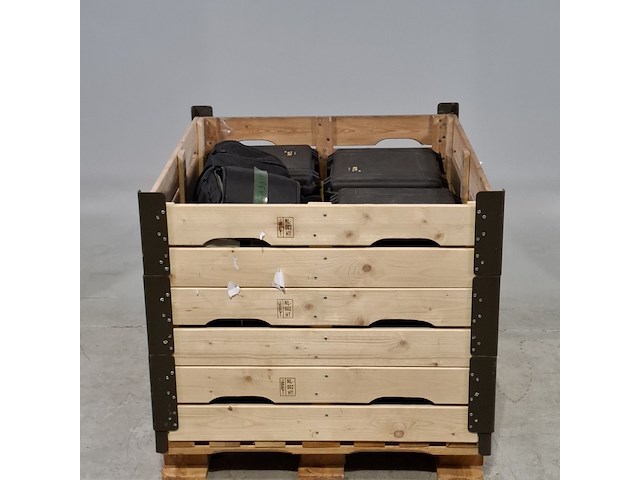 Ca. 10x transportkoffer en 2x tas, o.a peli - afbeelding 1 van  13