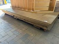 Ca. 10x zachtboardplaten, houtvezelplaat, grijsbruin, voornamelijk 250 × 125 cm