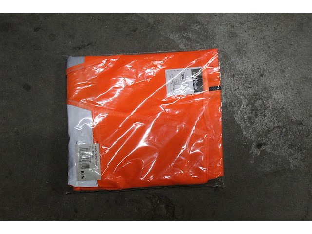 Ca. 110 veiligheidshestjes in diverse maten en kleuren in mand. totaal circa 110 stuks. incl. manden - afbeelding 3 van  3