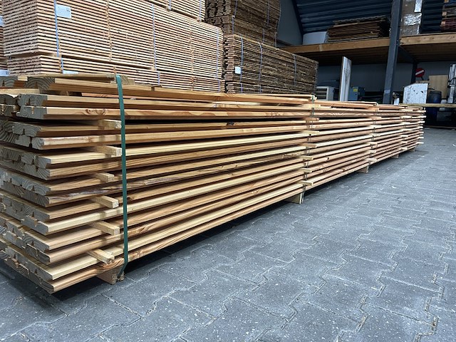 Ca. 110x douglas dubbele rhombus, 25x137mm, lengte 500cm - afbeelding 2 van  4