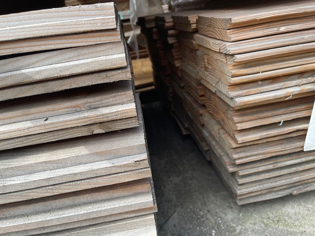 Ca. 110x douglas wisselsponning/halfhoutsrabat, 18x190mm, lengte 400cm - afbeelding 3 van  3