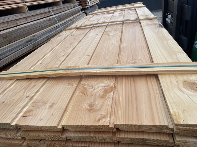 Ca. 110x douglas zweeds rabat, 21x190mm, lengte 400cm - afbeelding 1 van  3