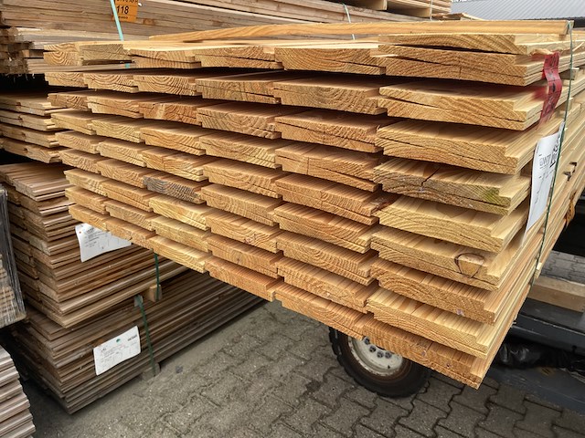 Ca. 110x douglas zweeds rabat, 21x190mm, lengte 400cm - afbeelding 3 van  3