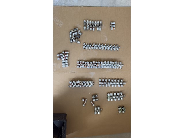 Ca. 110x pers koppelingen, uponor, kgt 500 profiline - afbeelding 1 van  9