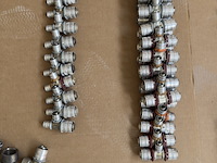 Ca. 110x pers koppelingen, uponor, kgt 500 profiline - afbeelding 2 van  9