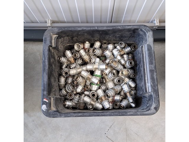 Ca. 110x pers koppelingen, uponor, kgt 500 profiline - afbeelding 9 van  9