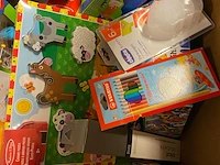 Ca. 110x speelgoed en handelsgoederen, disney, cricut, stabilo etc. - afbeelding 3 van  3
