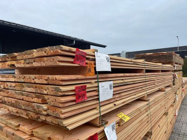 Ca. 112x douglas dubbele rhombus, 25x137mm, lengte 400cm - afbeelding 2 van  3