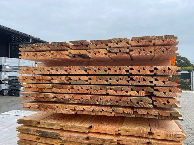 Ca. 112x douglas dubbele rhombus, 25x137mm, lengte 400cm - afbeelding 3 van  3