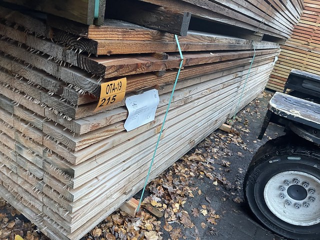 Ca. 112x douglas planken fijnbezaagd, 32x150mm, lengte 400cm - afbeelding 2 van  3