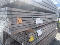 Ca. 114x massaranduba regels fijnbezaagd , 40x60mm, lengte 300cm - afbeelding 4 van  4