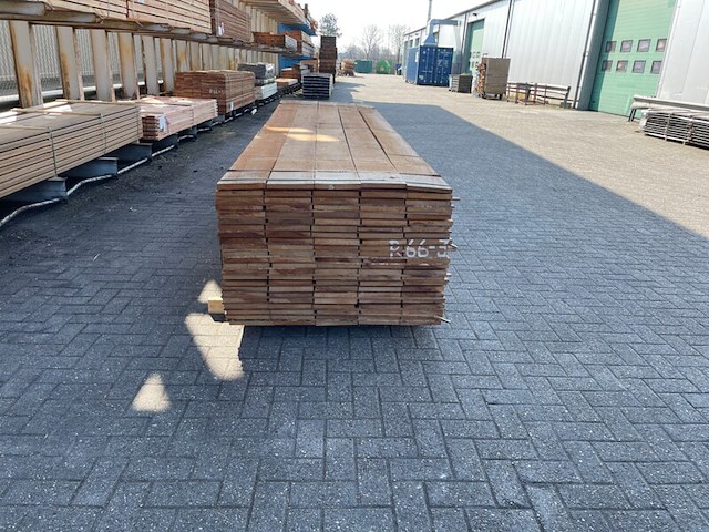 Ca. 115x guyana teak beschoeiingsplanken, 20x200mm, lengte 10/250cm, 105/300cm - afbeelding 3 van  4