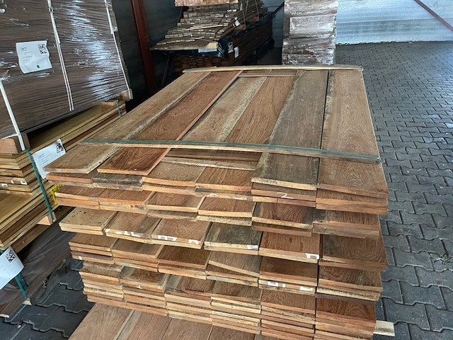 Ca. 116x angelim pedra country garde planken geschaafd, 18x190mm, lengte 16/150cm, 15/200cm, 12/250cm, 22/300cm, 51/350cm - afbeelding 1 van  3