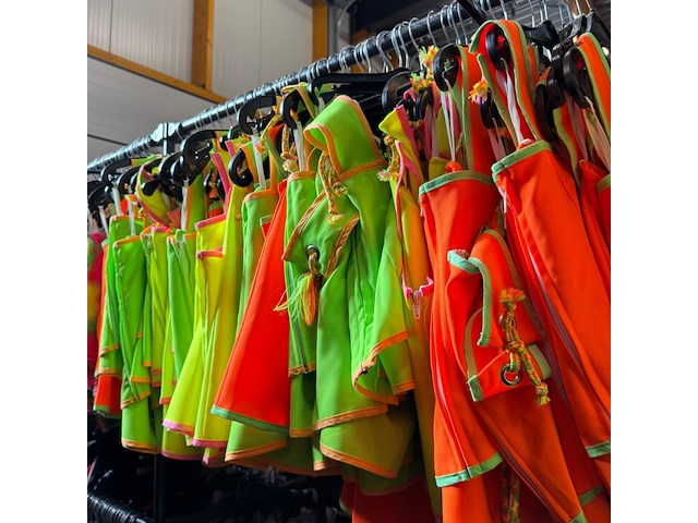 Ca. 116x meisjes neon 80 er jaren - afbeelding 2 van  4