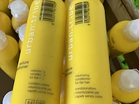 Ca. 117x volumegevende conditioner, urban tribe - afbeelding 1 van  4