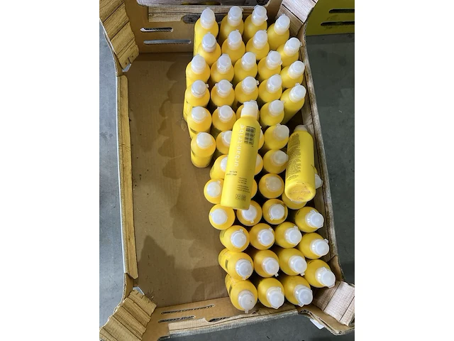 Ca. 117x volumegevende conditioner, urban tribe - afbeelding 3 van  4