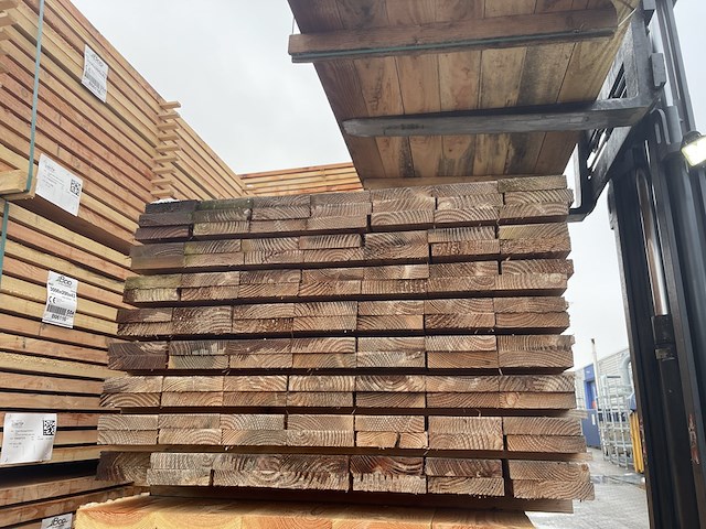 Ca. 119x douglas planken fijnbezaagd, 32x150mm, lengte 300cm - afbeelding 3 van  3