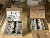 Ca. 11x abb schakelmateriaal w.o. aardlekautomaten - afbeelding 3 van  9