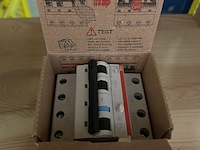 Ca. 11x abb schakelmateriaal w.o. aardlekautomaten - afbeelding 5 van  9