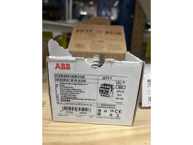 Ca. 11x abb schakelmateriaal w.o. aardlekautomaten - afbeelding 6 van  9