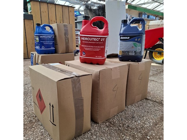 Ca. 11x benzine, hercutec, arnold - afbeelding 1 van  3