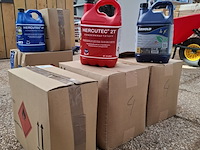 Ca. 11x benzine, hercutec, arnold - afbeelding 1 van  3