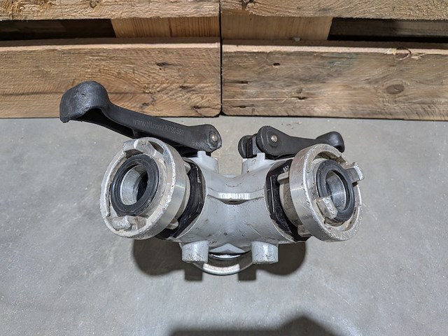 Ca. 11x brandweer y-/verdeelstuk - afbeelding 4 van  9