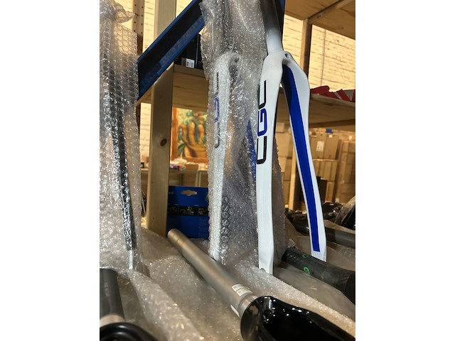 Ca. 11x carbon/aluminium voorvork - afbeelding 6 van  7