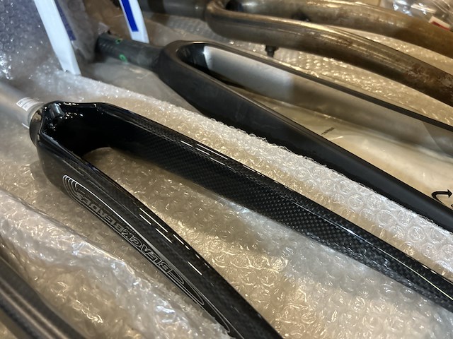 Ca. 11x carbon/aluminium voorvork - afbeelding 7 van  7