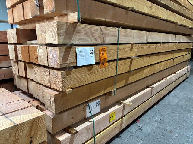 Ca. 11x douglas balken fijnbezaagd, 150x150mm, lengte 500cm - afbeelding 4 van  4