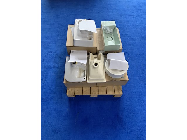 Ca. 11x fontein | wasbak | wastafel, alice | sphinx | cerastyle | flaminia | keramag | duravit, wit - afbeelding 1 van  4