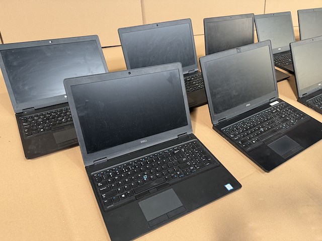 Ca. 11x laptop, dell, latitude 5580 - afbeelding 10 van  11