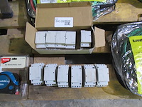 Ca. 11x magneetschakelaars(contactor), emat, bch8-25 4no - afbeelding 1 van  3