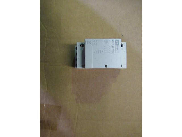 Ca. 11x magneetschakelaars(contactor), emat, bch8-25 4no - afbeelding 2 van  3