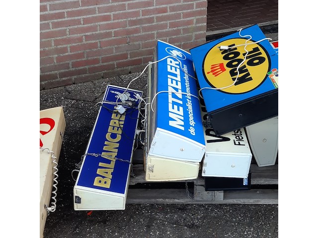 Ca 11x nostalgische lichtreclame borden - afbeelding 3 van  12