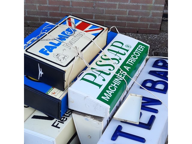 Ca 11x nostalgische lichtreclame borden - afbeelding 6 van  12