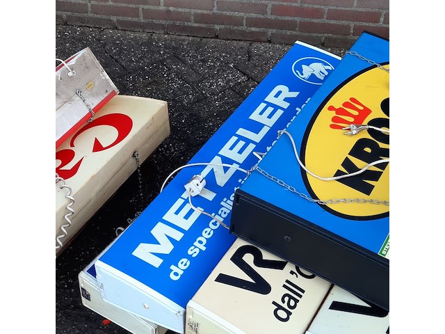 Ca 11x nostalgische lichtreclame borden - afbeelding 9 van  12