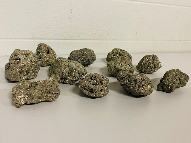 Ca. 11x pyriet clusters - afbeelding 1 van  7