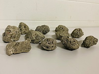 Ca. 11x pyriet clusters - afbeelding 1 van  7