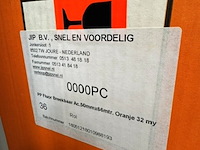 Ca. 11x rol wikkelfolie en 76x rol tape - afbeelding 5 van  5