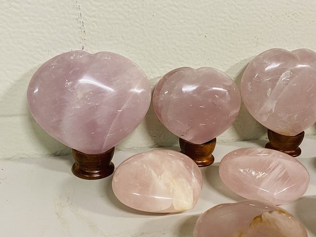 Ca. 11x rozenkwarts harten - afbeelding 2 van  4