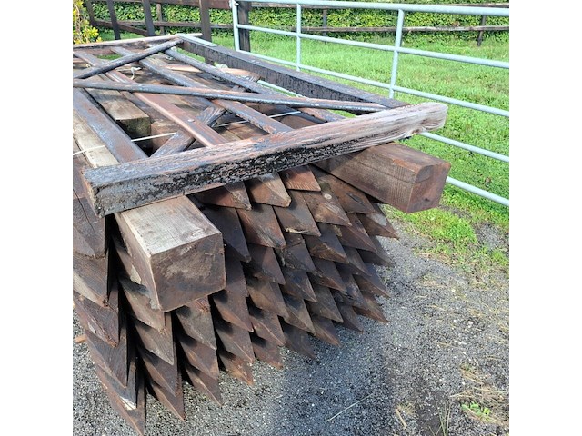 Ca. 120 meter omheining met enkele poort - afbeelding 5 van  13
