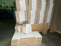 Ca. 1200x verzenddoosjes, wit, 13x12x10cm - afbeelding 3 van  4