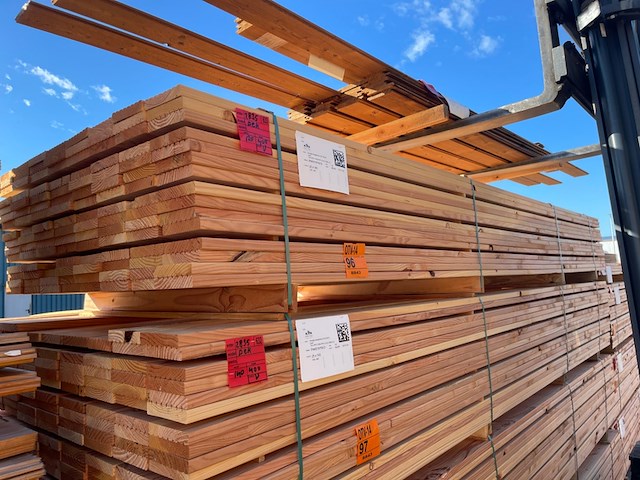 Ca. 120x douglas vlonderplanken, 25x140mm, lengte 400cm - afbeelding 2 van  3