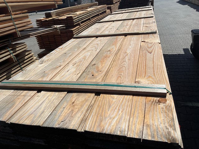 Ca. 120x douglas wisselsponning, 18x190mm, lengte 500cm - afbeelding 1 van  3