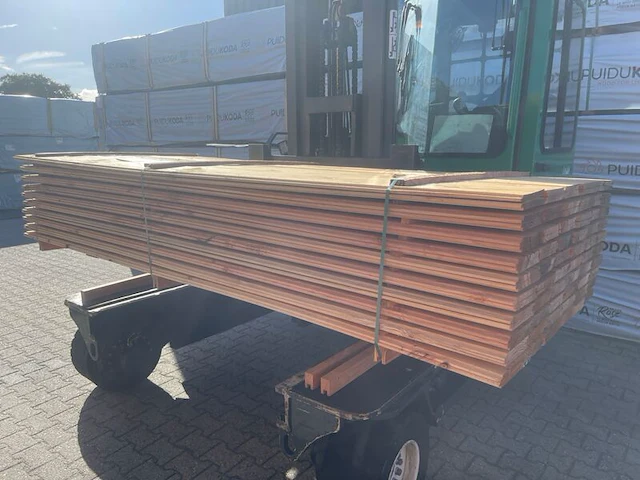 Ca. 120x douglas wisselsponning/halfhoutsrabat, 18x190mm, lengte 300cm - afbeelding 3 van  3