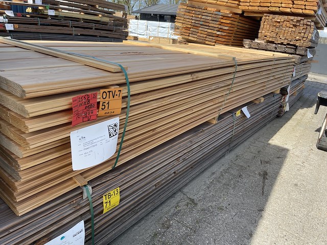 Ca. 120x douglas wisselsponning/halfhoutsrabat, 18x190mm, lengte 400cm - afbeelding 2 van  3