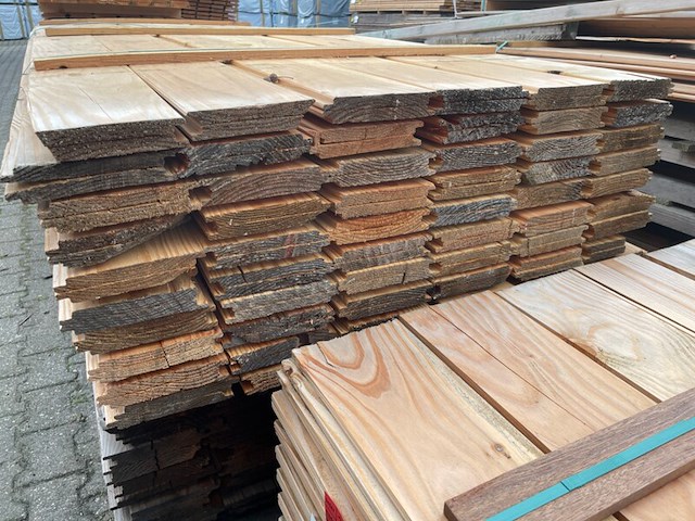 Ca. 120x douglas wisselsponning/halfhoutsrabat, 18x190mm, lengte 400cm - afbeelding 3 van  3
