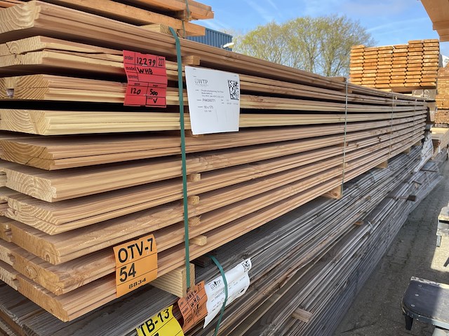 Ca. 120x douglas wisselsponning/halfhoutsrabat, 18x190mm, lengte 500cm - afbeelding 2 van  3