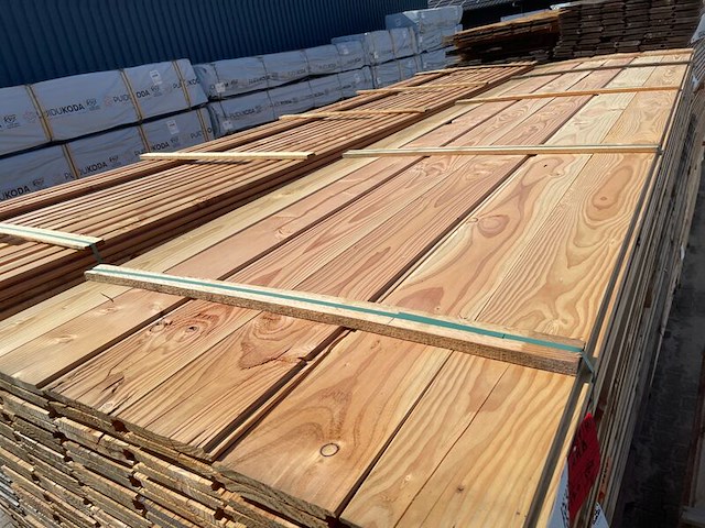 Ca. 120x douglas wisselsponning/halfhoutsrabat, 18x190mm, lengte 500cm - afbeelding 1 van  3